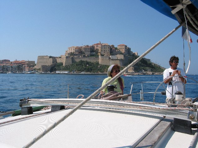 022.jpg - Travers�e au moteur - Arriv�e � Calvi ...