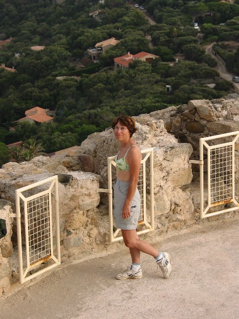 086.jpg - Vue sur le Quartier r�sidentiel .