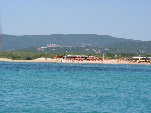 103.jpg - Mouillage Plage de Pampelone - Ramatuelle sur les hauteurs .